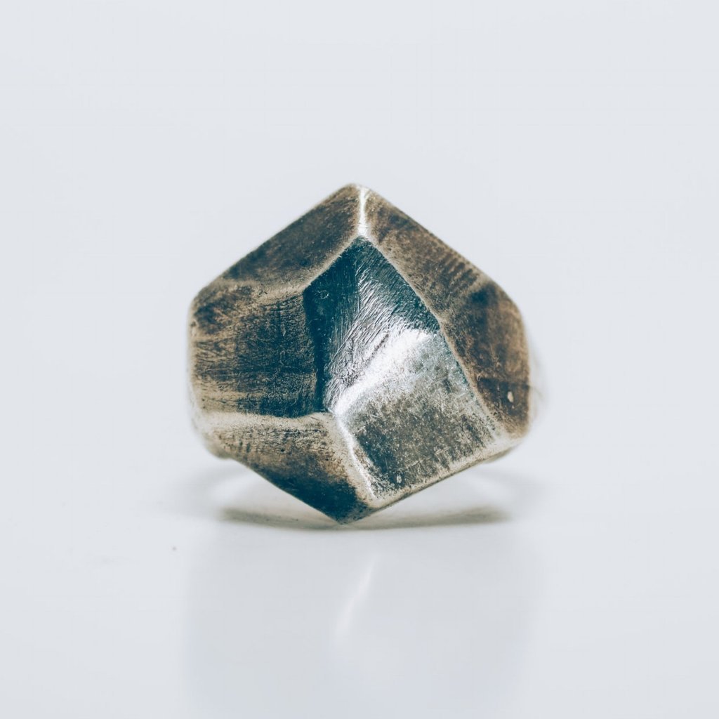 Terra Firma Air Signet Ring - Machinations