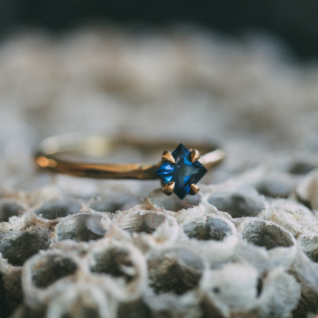 The Lilith Engagement Ring with Sapphire - Machinations