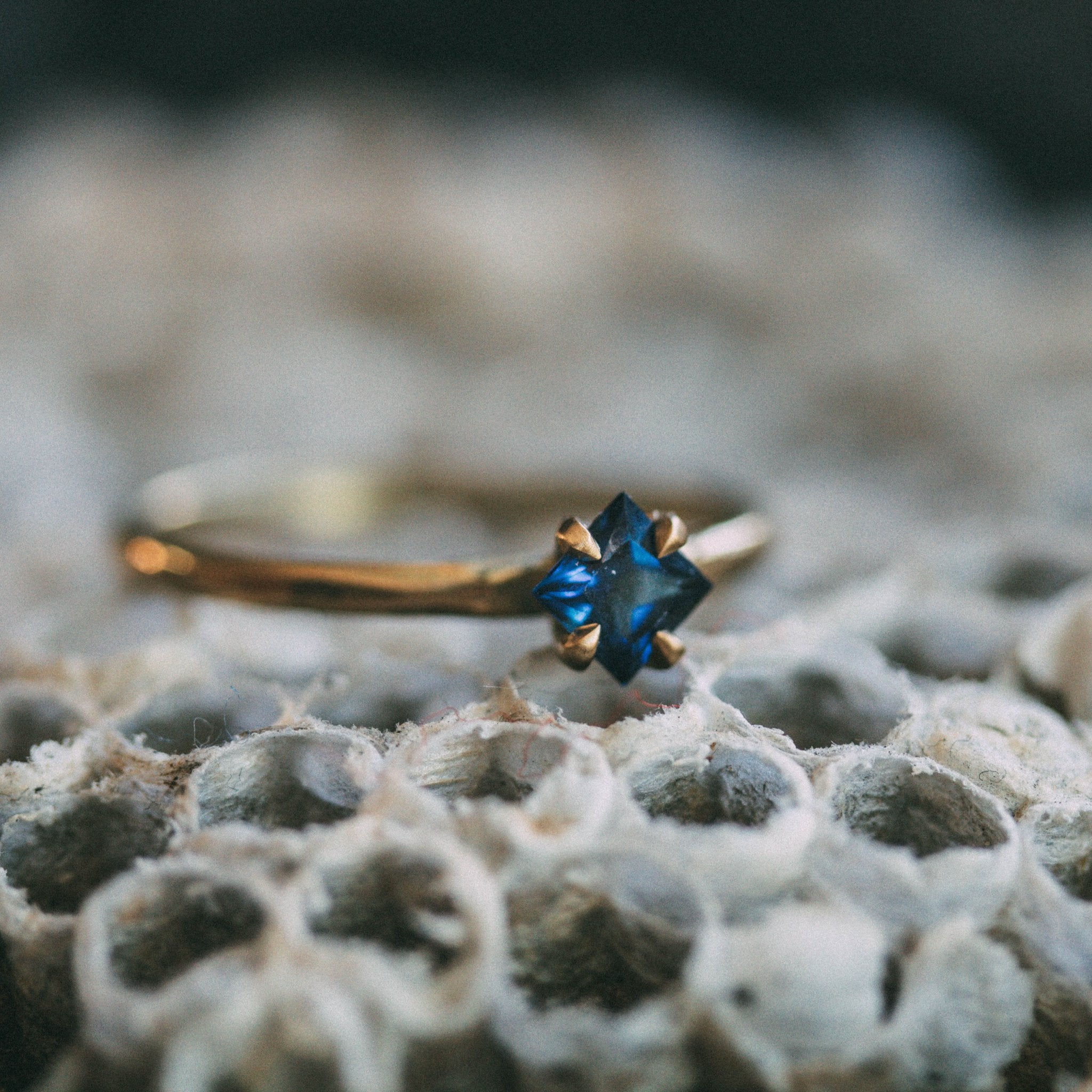 The Lilith Engagement Ring with Sapphire - Machinations
