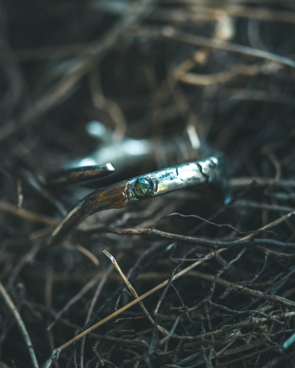 Thorn Ring with Green Rose - Cut Diamond - Machinations