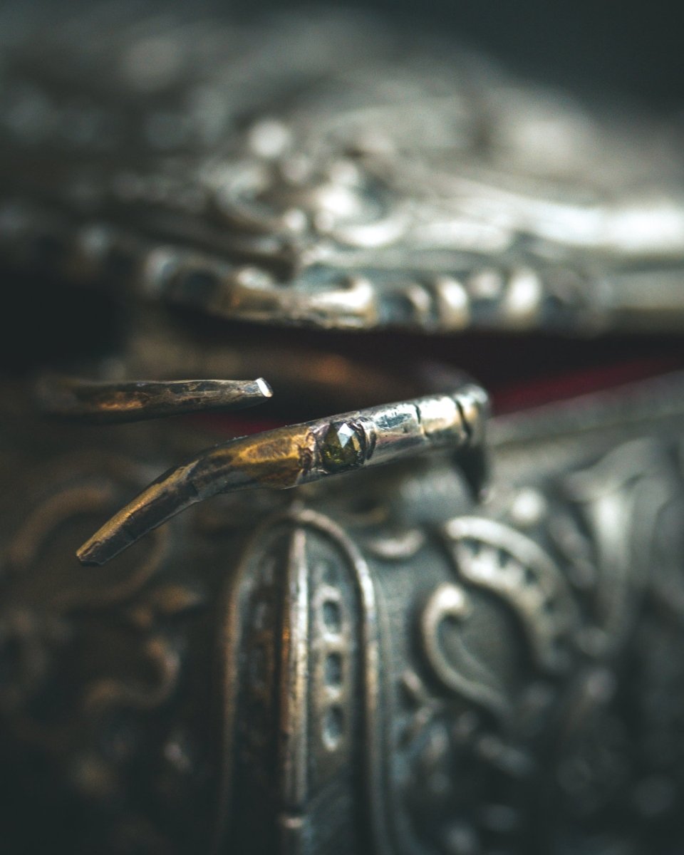 Thorn Ring with Green Rose - Cut Diamond - Machinations
