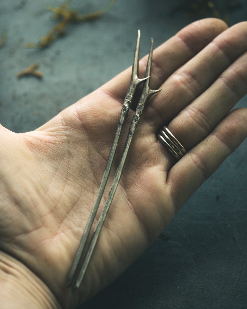 Thorn White Brass Hair Pins: Emblems of Strength and Elegance - Machinations