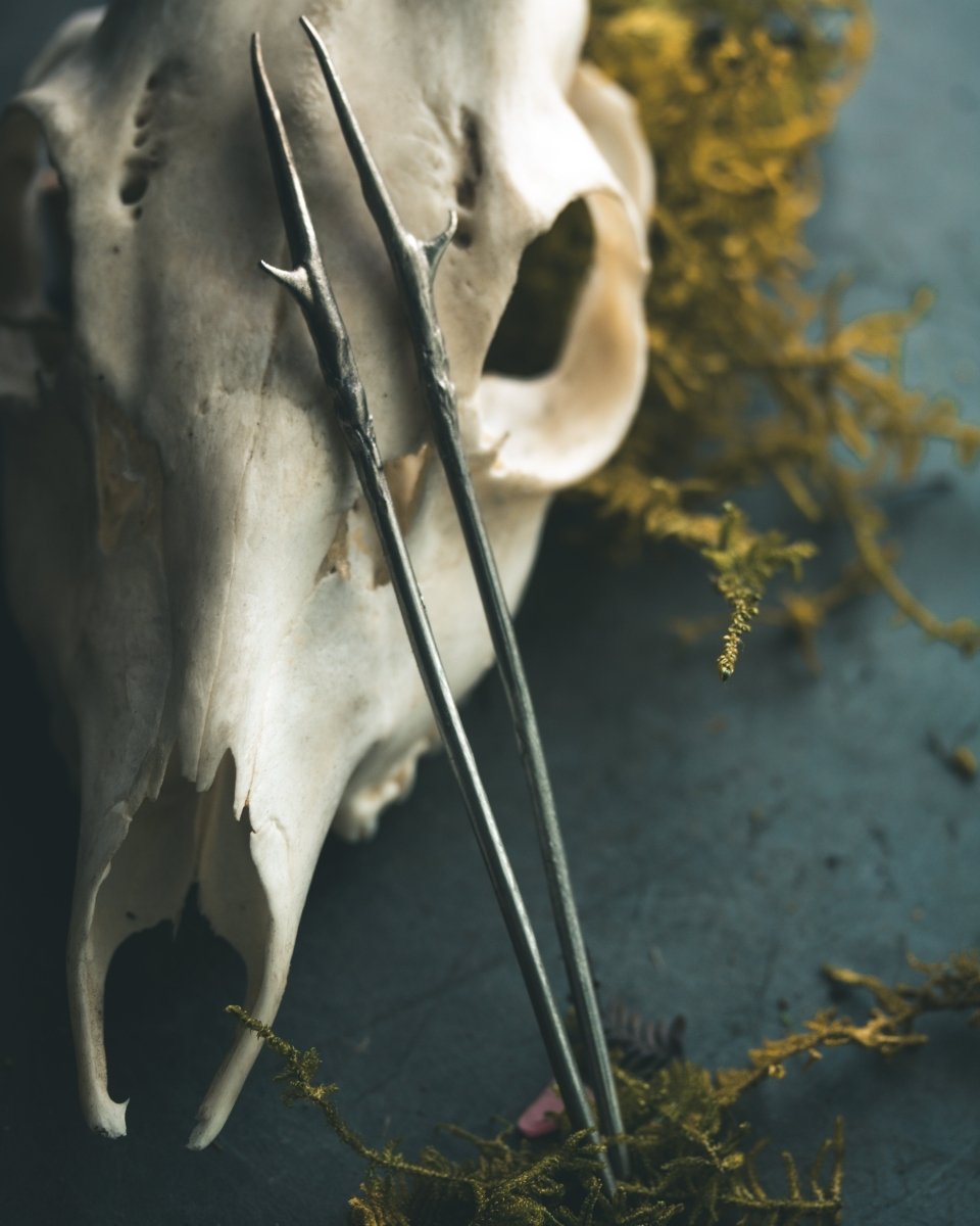 Thorn White Brass Hair Pins: Emblems of Strength and Elegance - Machinations