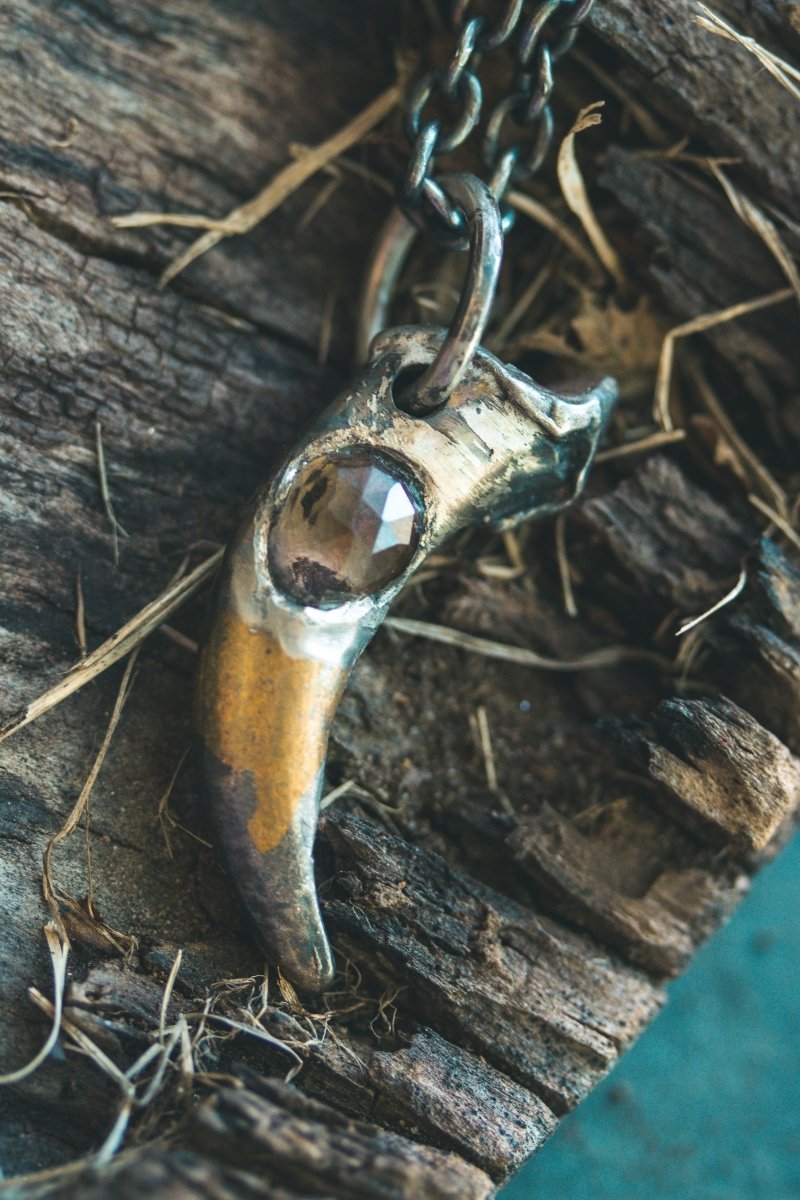 Wolf Claw Pendant with Brown Topaz: Symbol of Guardianship, Strength, and Grounding Energy - Machinations