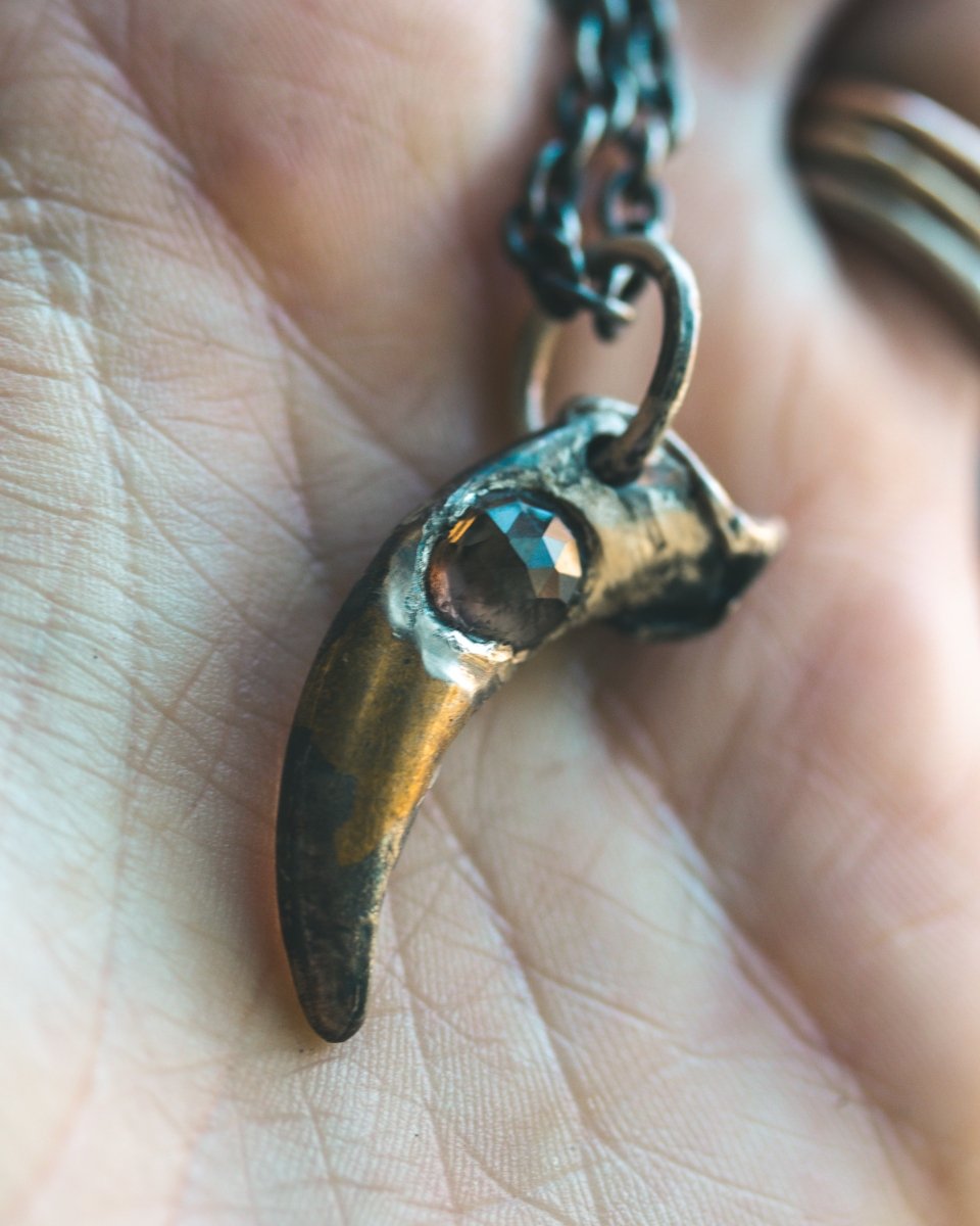 Wolf Claw Pendant with Brown Topaz: Symbol of Guardianship, Strength, and Grounding Energy - Machinations