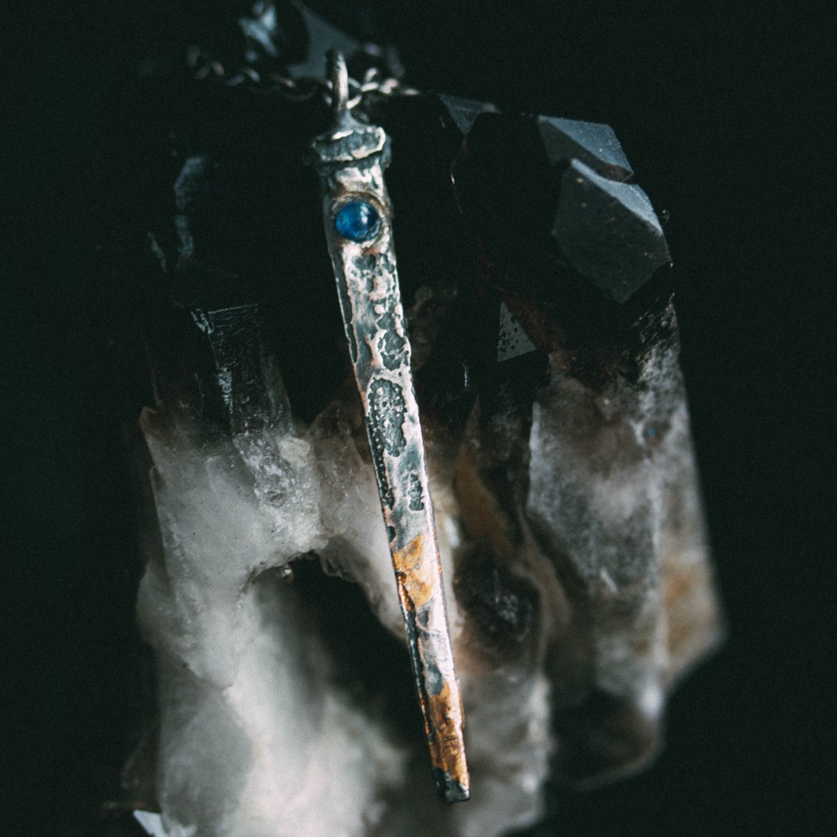 Coffin Nail Sapphire Pendent - Machinations